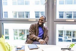 IMG_0214 Hans Sarpei im STARTPLATZ