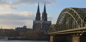 Kölner_Dom_Panorama_Brücke