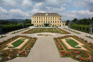 Kronprinzengarten_Schoenbrunn_3859222114_d3bf24825c